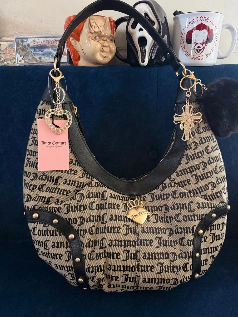 Juicy Couture Black & Beige Logo Hobo Bag really nice large size hand juicy bag